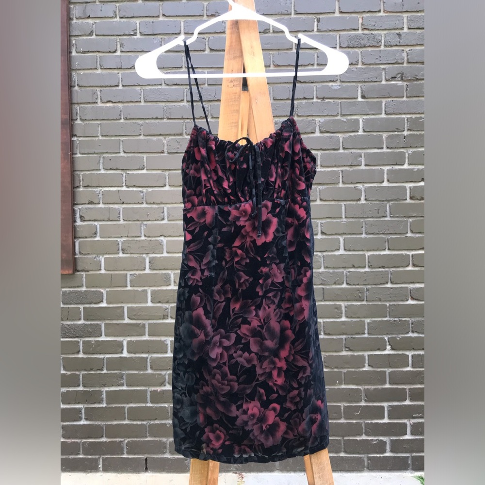 Evolution Dress Size 1 NWT